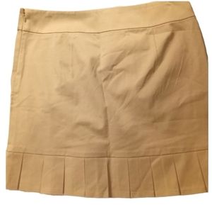 Body by Victoria women's khaki pencil skirt with pleated trim hem in Size 6